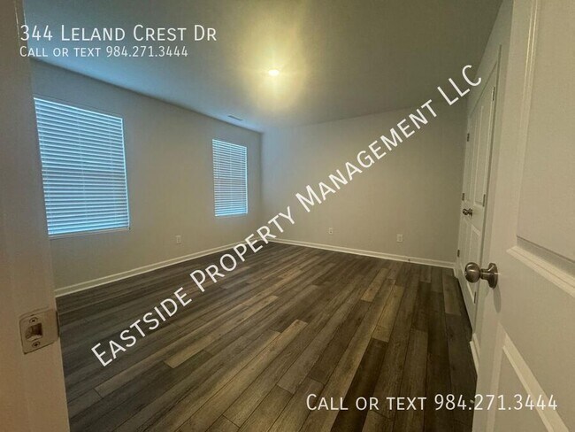 Foto del edificio - 344 Leland Crst Dr