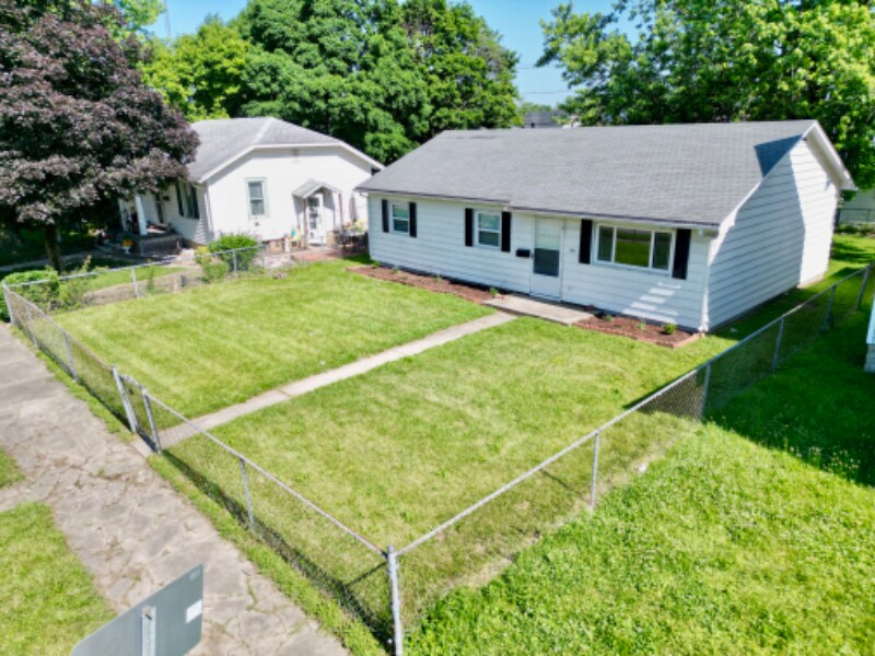 Foto principal - 1306 W 5th St