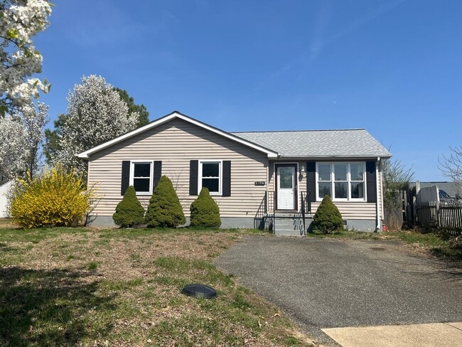 Foto del edificio - Lovely Rambler w/ 3 bedrooms