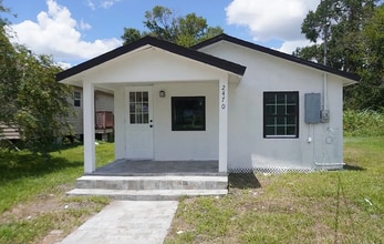 Building Photo - 2470 Church St