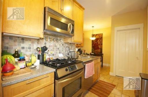 Foto del edificio - 330 St Paul St