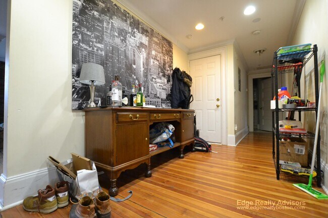 Foto del edificio - 18 Sutherland Rd