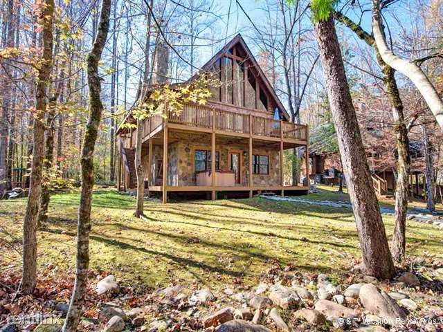 Foto del edificio - 4931 Riversong Way