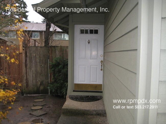 Building Photo - 14301 SW Fanno Creek Ct