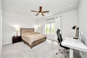 Building Photo - 68 Valiant Ridge Trail