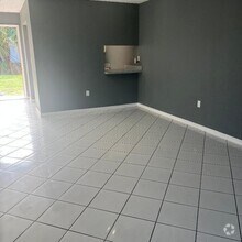 Building Photo - 6106 Forest Hill Blvd