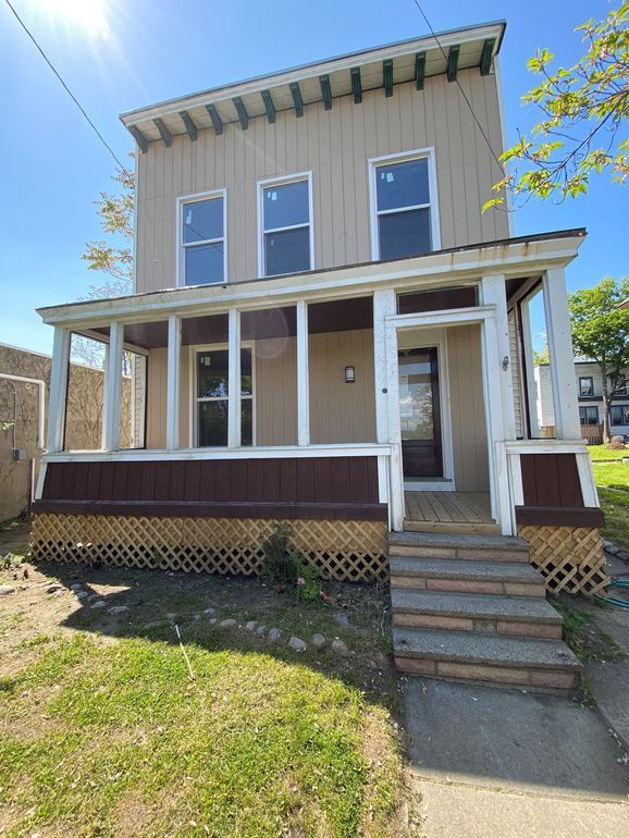 Primary Photo - 1290 Broadway