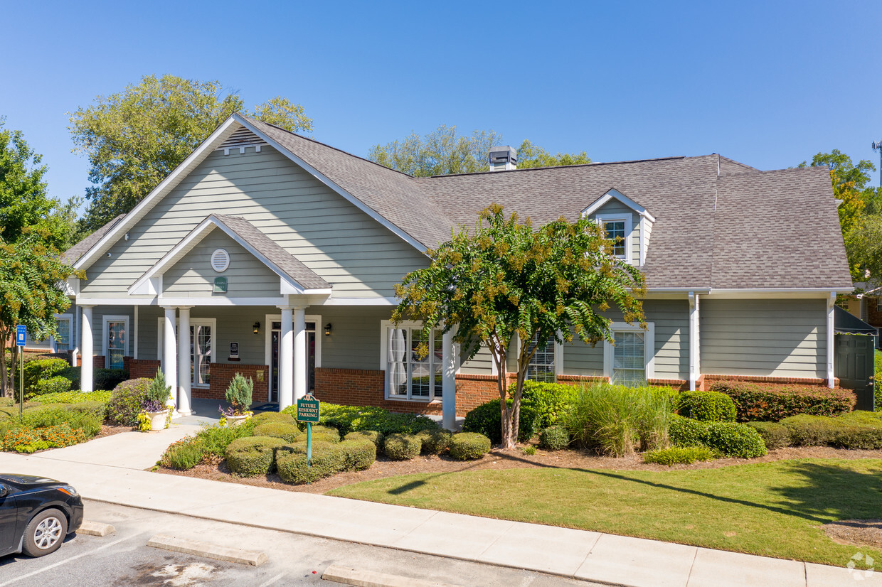 West Cobb Apartments