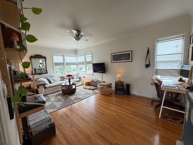 Foto del edificio - 2890 Grandview Ave