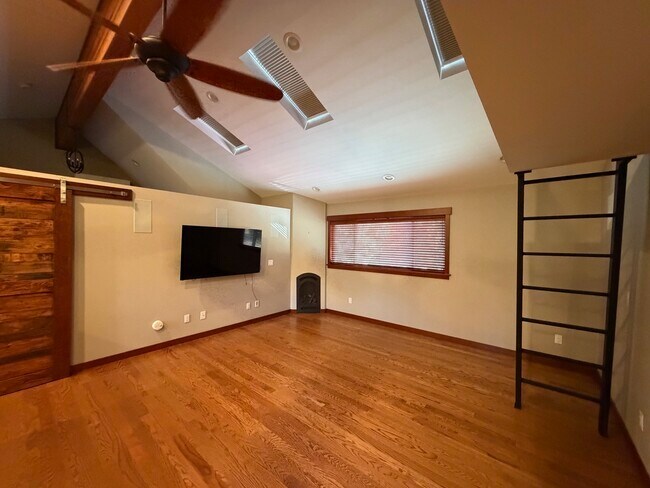 Foto del edificio - 21628 49th Ave SE