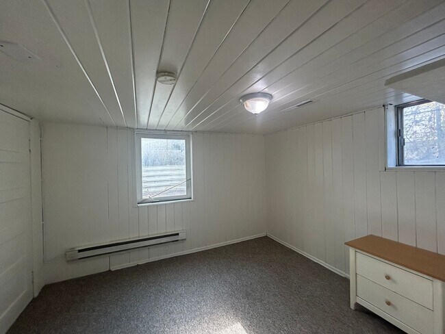 Foto del edificio - 2 bedroom 1 bath Provo basement apartment