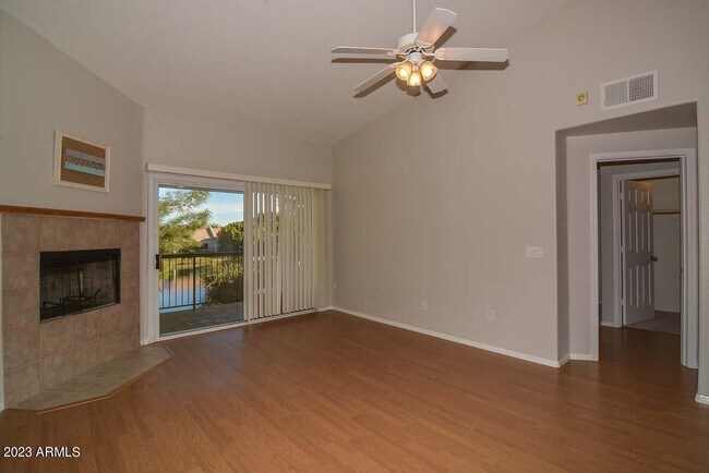 Foto del edificio - 7101 W Beardsley Rd