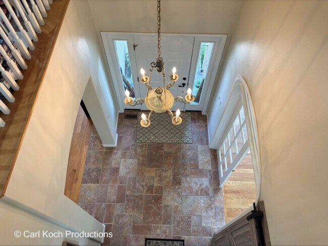 Building Photo - 5 Bed 4 Bath in Woodmen Oaks neighborhood!!
