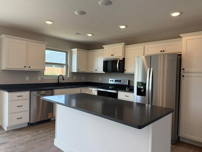 Foto del edificio - 5908 Serviceberry Terrace