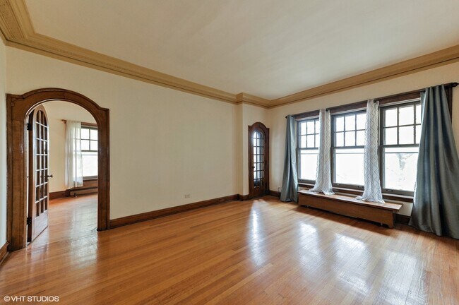Foto del edificio - 1615 E Hyde Park Blvd