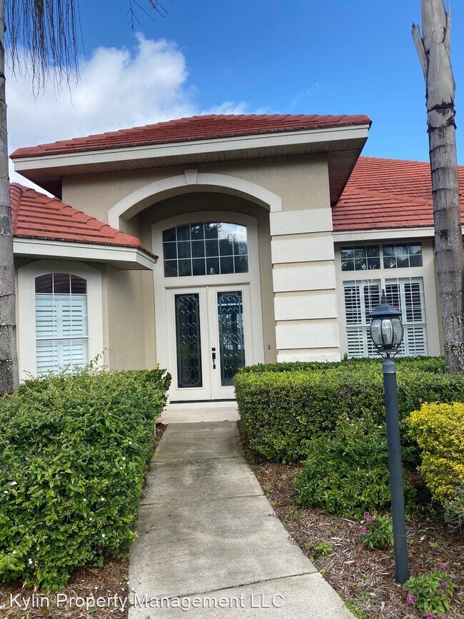 Foto del edificio - 8503 Sand Lake Shores Dr