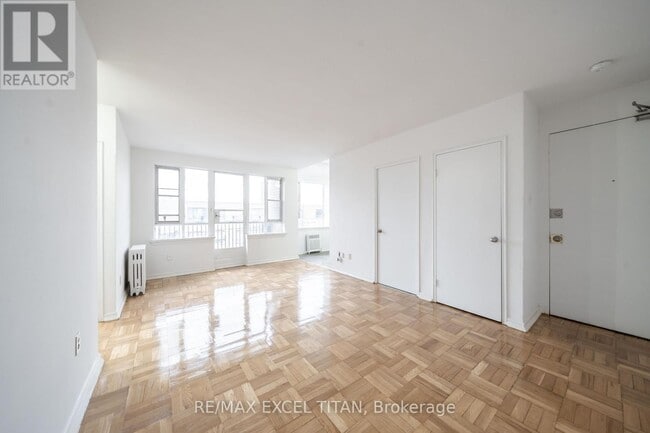 Building Photo - 2507 Eglinton Ave W
