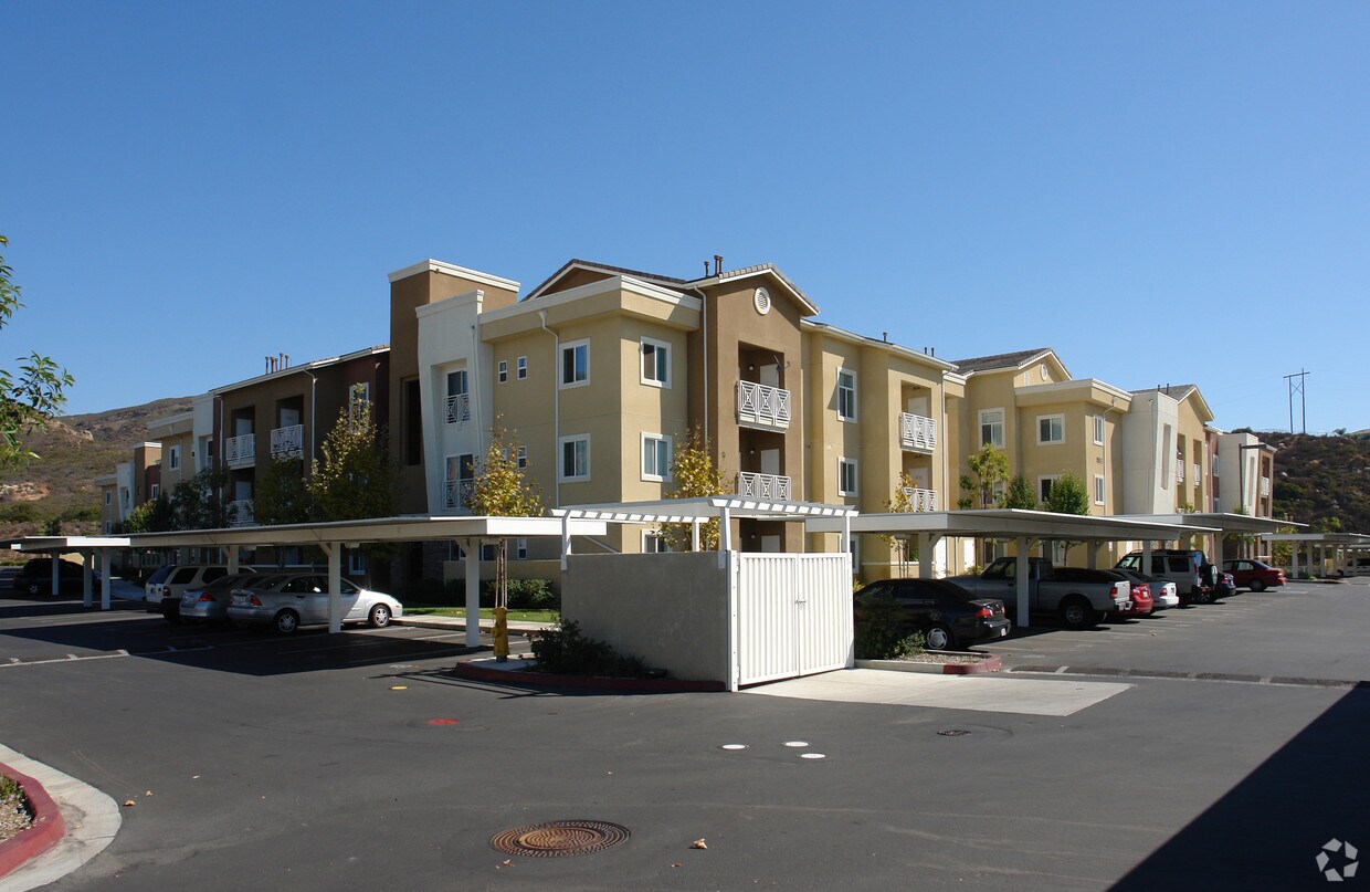 MELROSE VILLAS Restricted Apartments