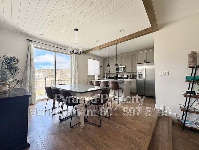 Foto del edificio - 1027 Wasatch Spring Rd