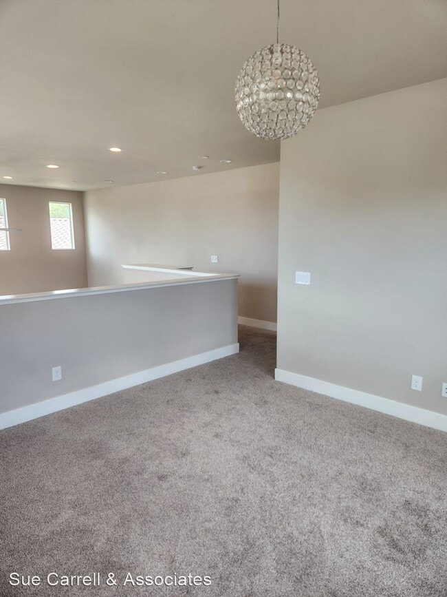 Building Photo - 4 br, 3 bath House - 1837 Palisades Dr.