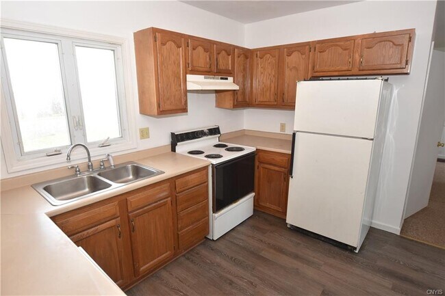 Foto del edificio - 8187 Seneca Turnpike