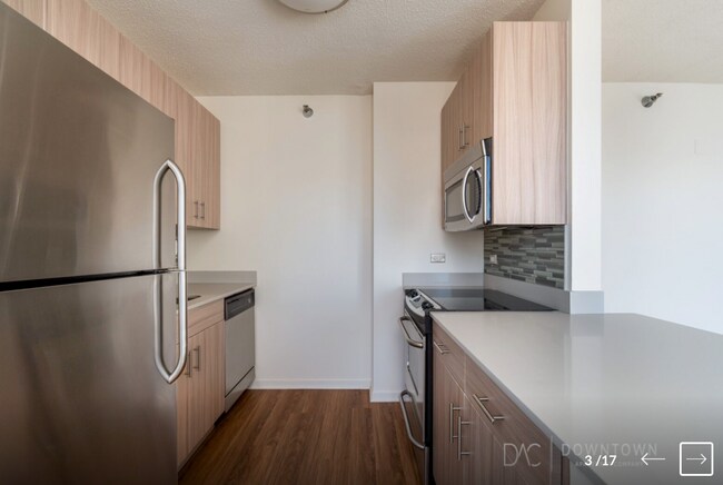 Foto del edificio - 645 N Kingsbury St