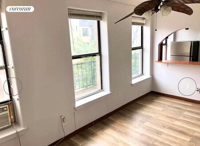 Foto del edificio - 448 E 13th St