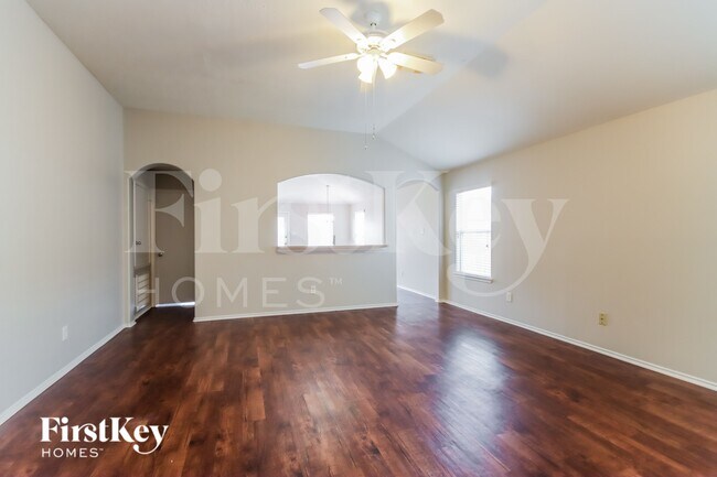 Foto del edificio - 21231 Wortham Oaks Dr