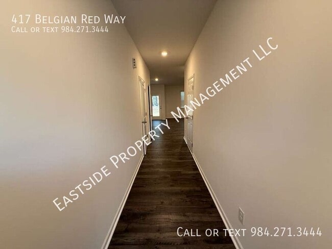 Building Photo - 417 Belgian Red Wy