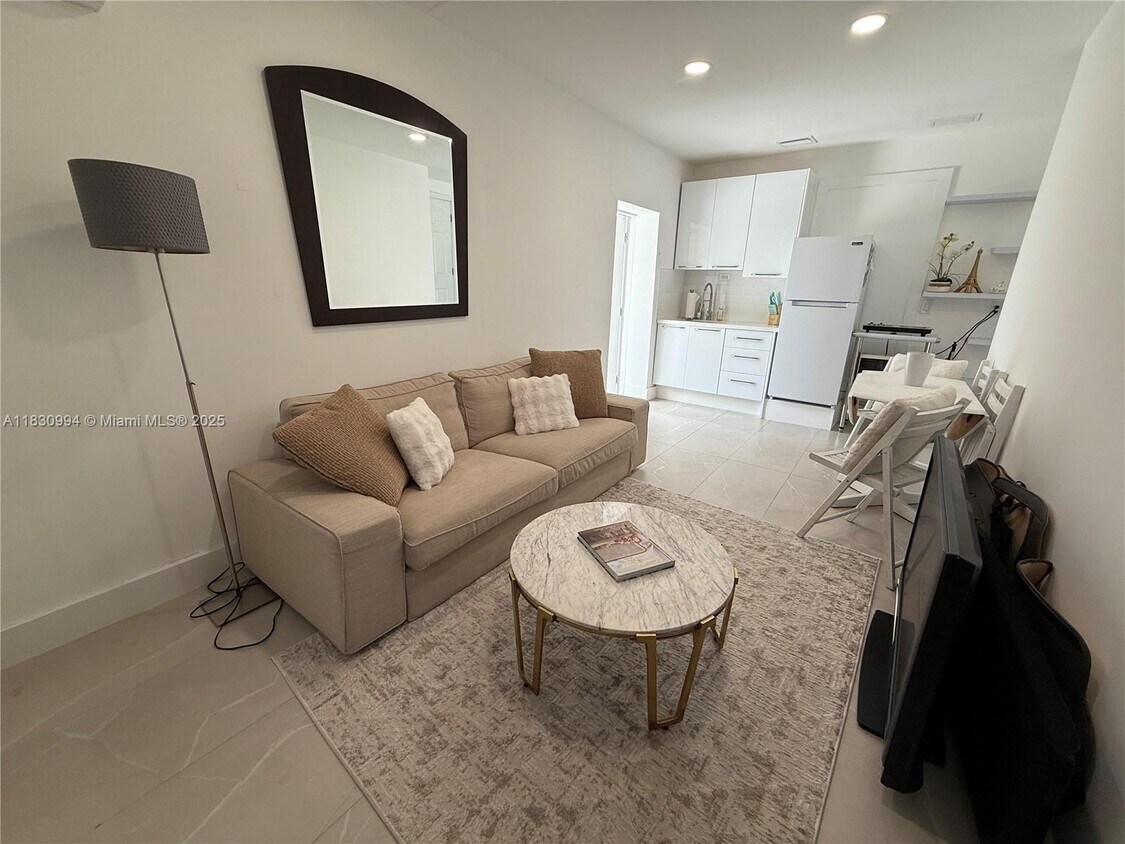 Foto principal - 260 NW 132nd Ave