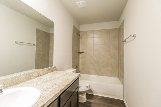 Foto del edificio - 2208 Onyx Ln