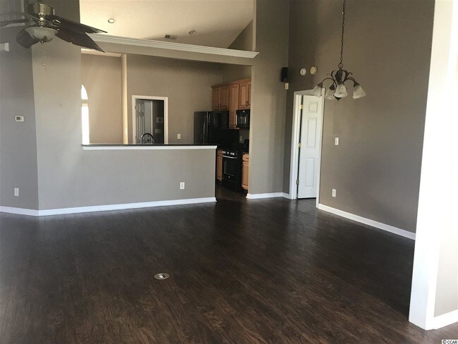 Building Photo - 46 Riverbend Dr