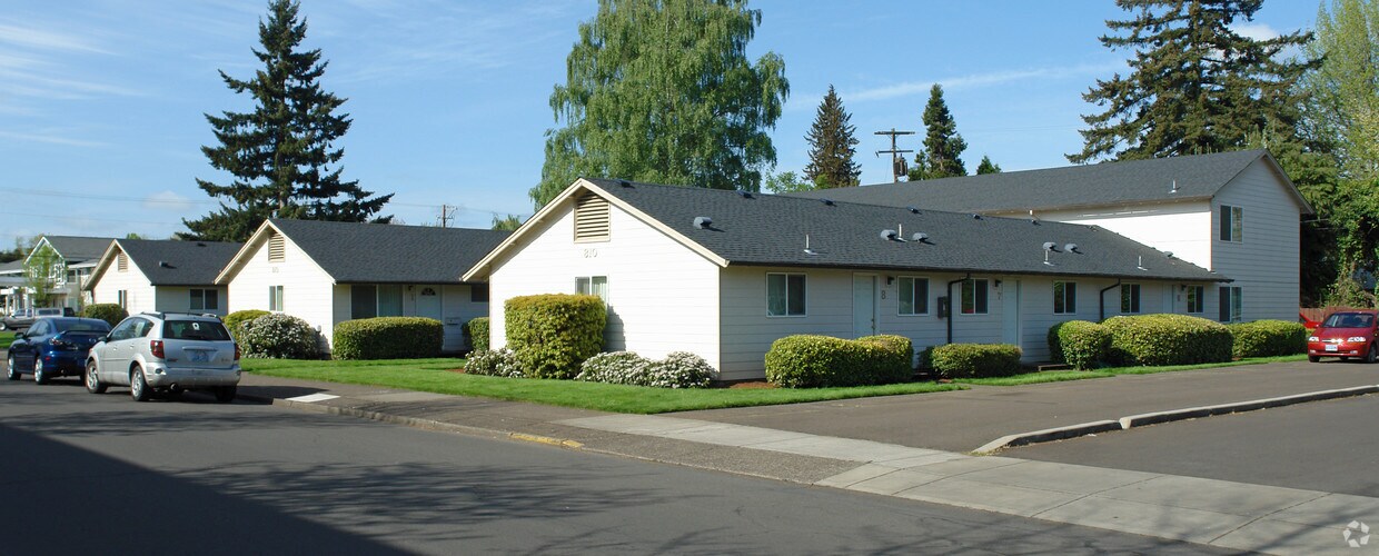 Primary Photo - 810 NW 23rd St
