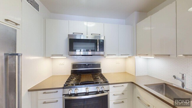 Foto del edificio - 220 E 63rd St