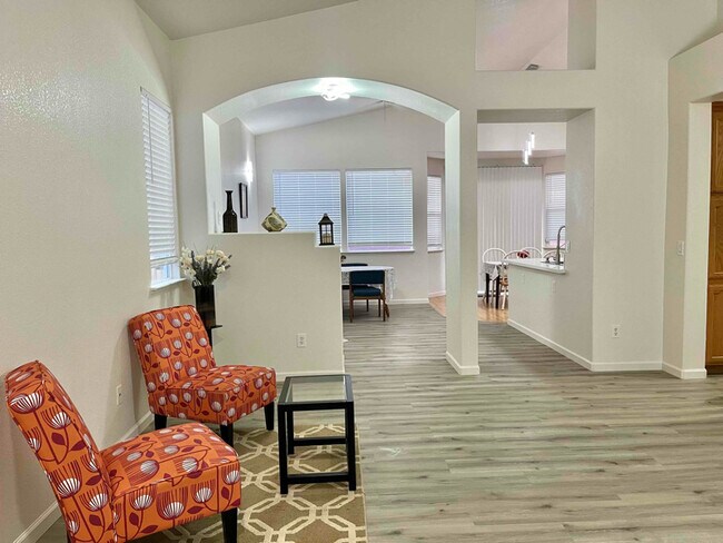 Foto del edificio - 7993 Bothwell Dr