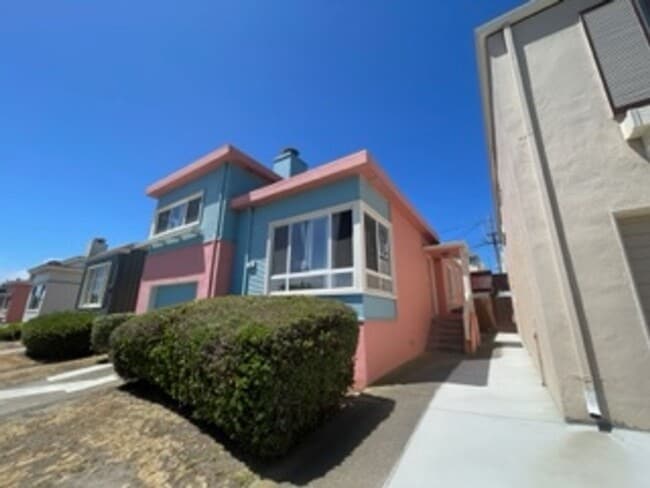 Building Photo - 3 BEDROOM HOME FOR RENT! AVAILABLE NOW-Dal...