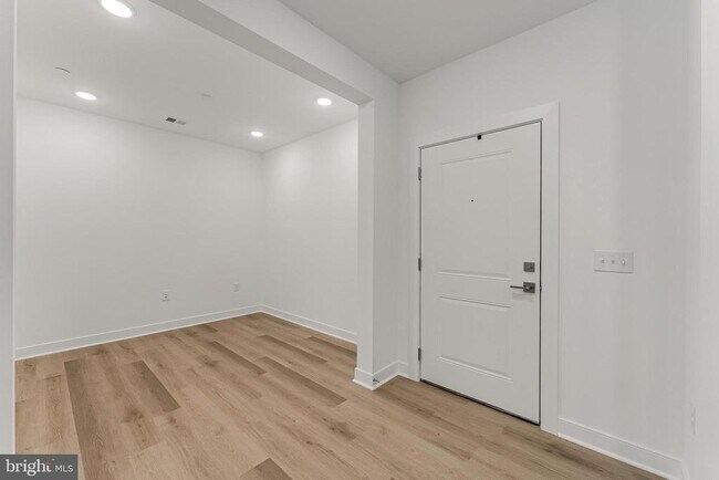 Foto del edificio - 21731 Dovekie Ter