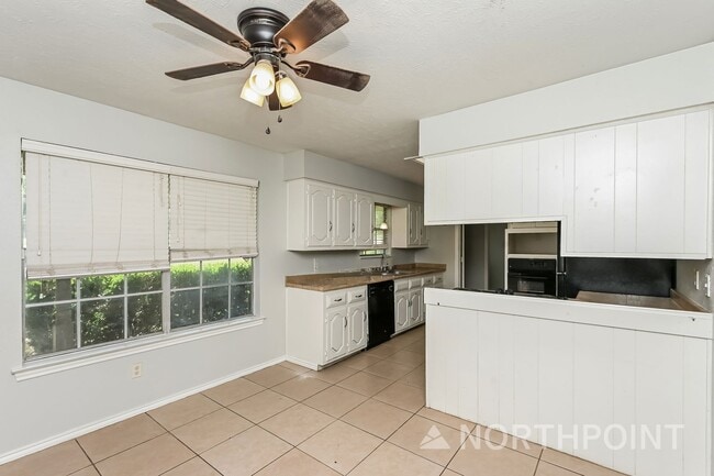 Building Photo - 3 BR/2BA | Newly Renovated Single Family Home | 1-Car Covered Parking | Gated backyard