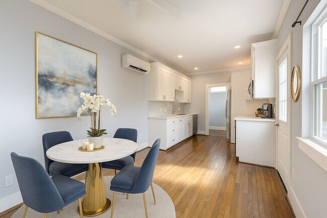 Foto del edificio - 2401 Eagle St