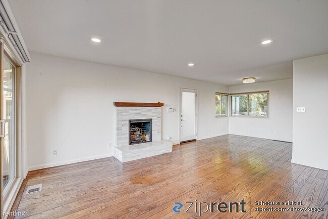 Foto del edificio - 3 br, 2 bath House - 6601 Oakwood Dr, Oakl...