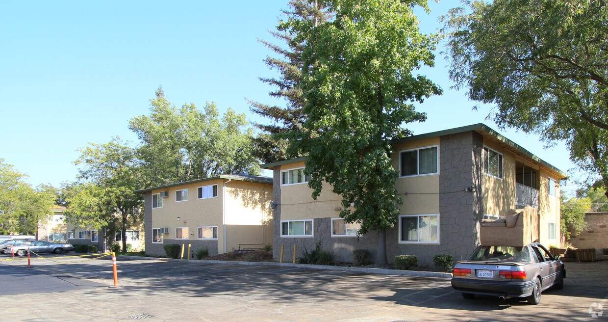 Foto del edificio - 4549 Ashcroft Ave