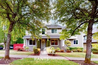 Building Photo - 1515 Vineyard Ave SE