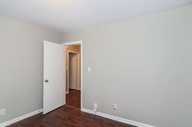 Building Photo - 3 br, 2 bath House - 3480 CREIGHTON Road SW