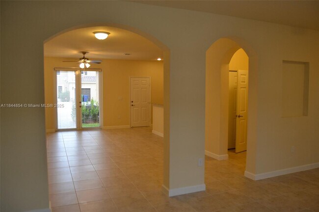 Foto del edificio - 9371 SW 171st Ave
