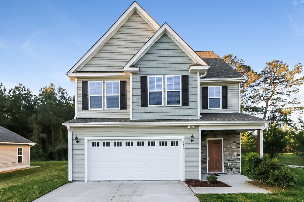Foto principal - 1309 Braemar Highland Dr