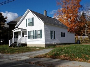 Building Photo - 26 Pine St