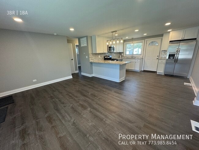 Building Photo - Midlothian Area Completely Updated Ranch H...