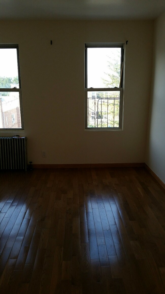 Foto del edificio - 4310 25th Ave