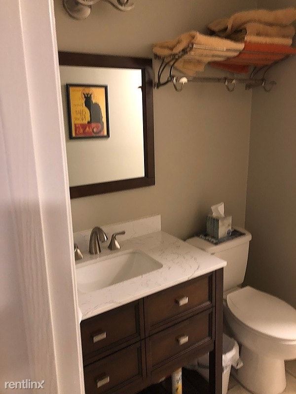 Foto del edificio - 2 br, 2 bath Townhome - 8039 Charter Oak Lane