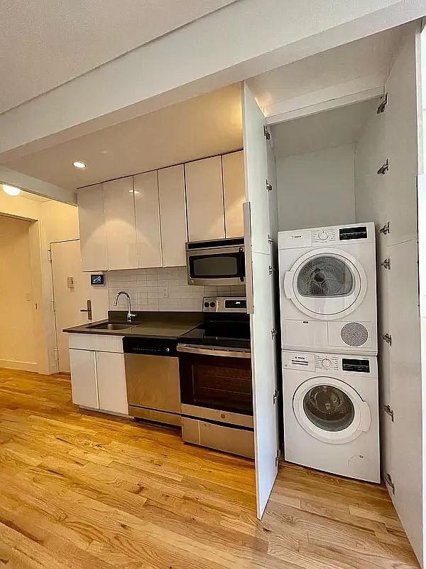 Foto del edificio - 1 bedroom in NEW YORK NY 10012